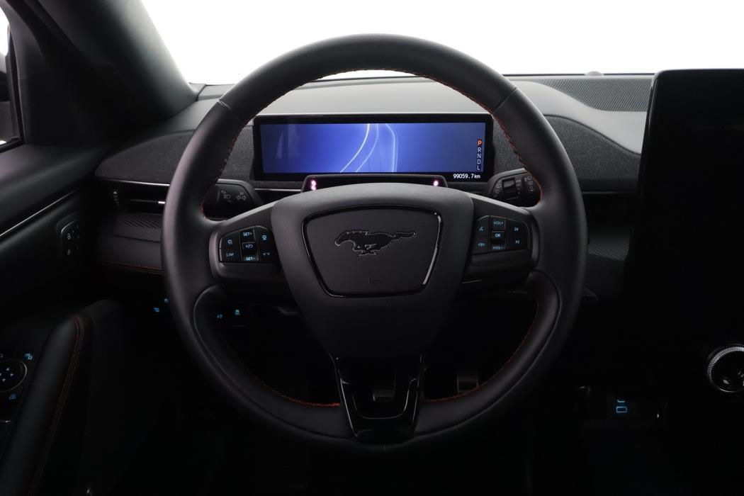 FORD Mustang Mach-E 2023