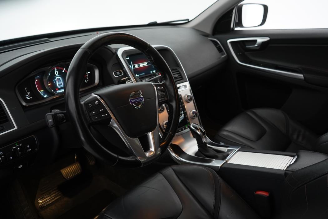 VOLVO XC60 2015