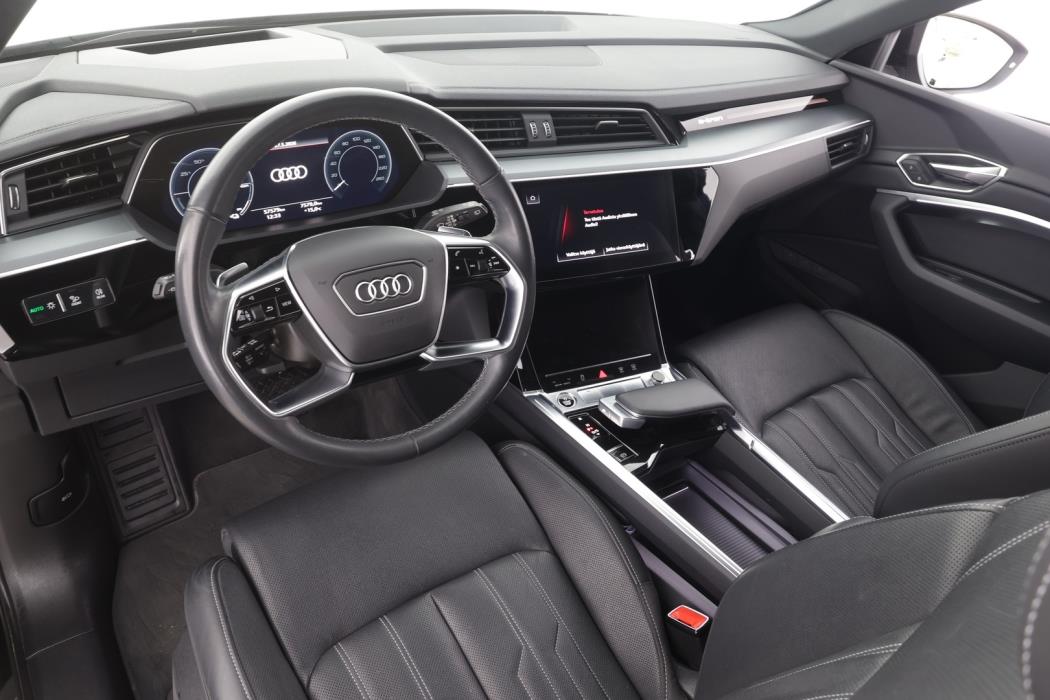 AUDI Q8 E-TRON 2024