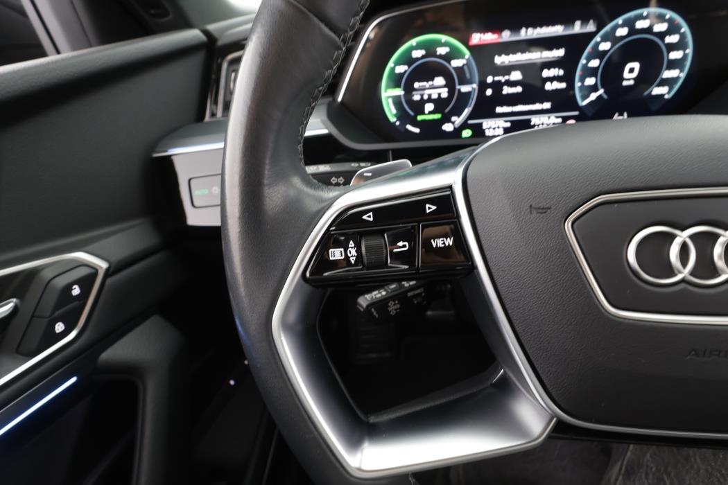 AUDI Q8 E-TRON 2024