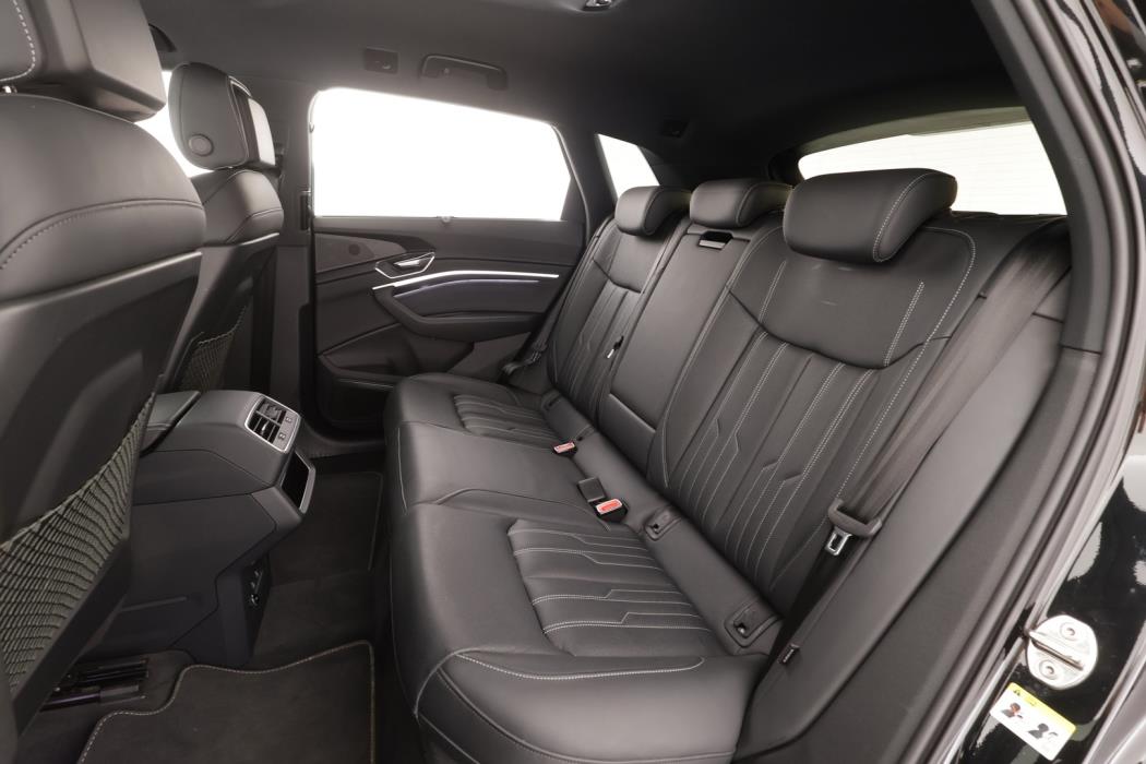 AUDI Q8 E-TRON 2024
