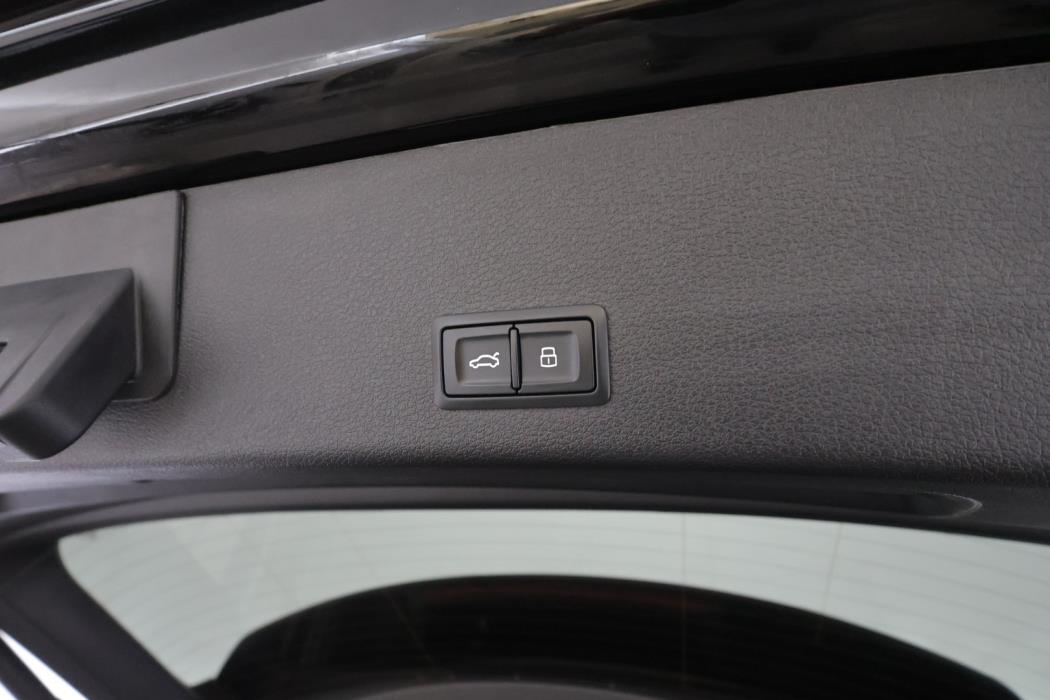 AUDI Q8 E-TRON 2024