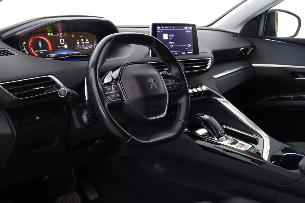 PEUGEOT 5008 2019