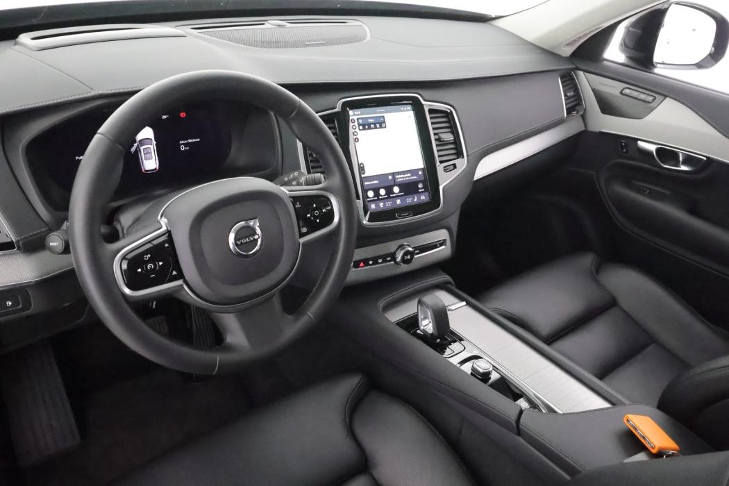 VOLVO XC90 2023