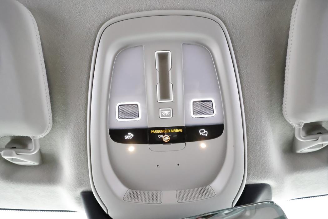 VOLVO XC90 2023