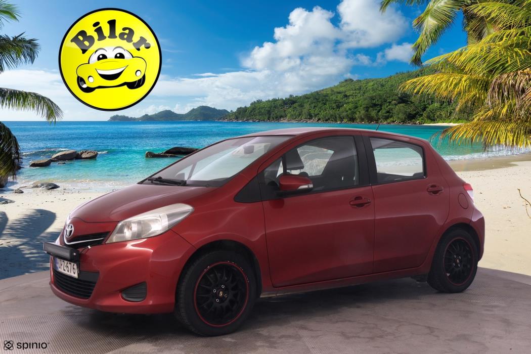 TOYOTA Yaris 2012