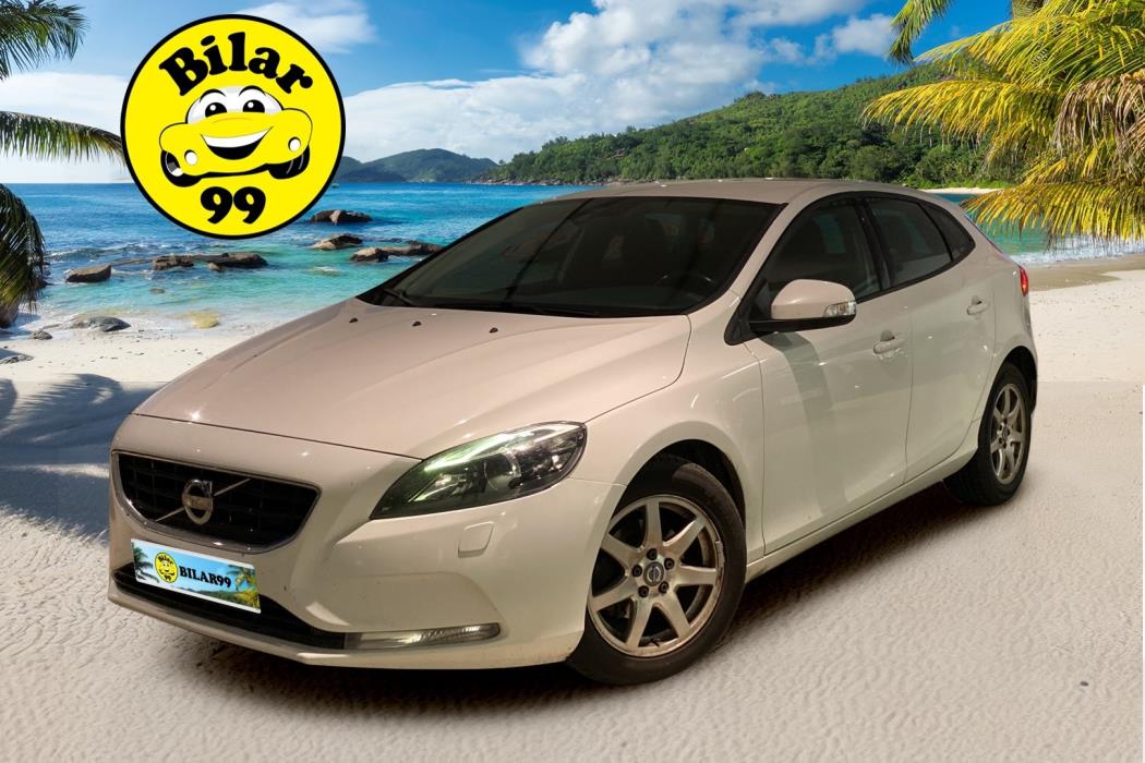 VOLVO V40 2014