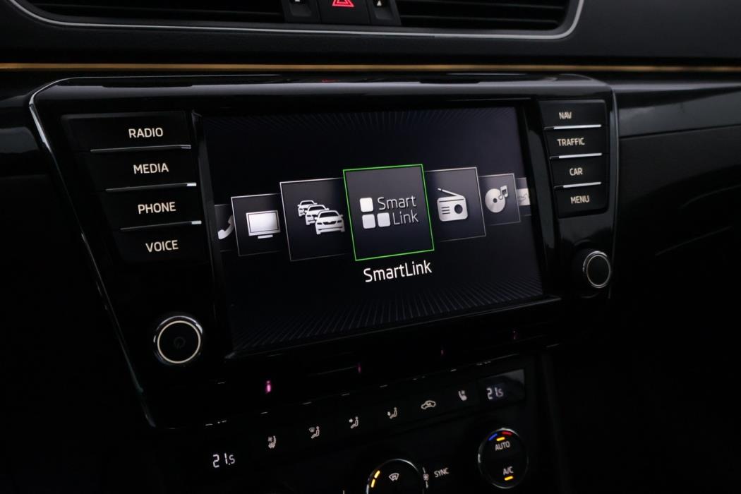 SKODA Superb 2016