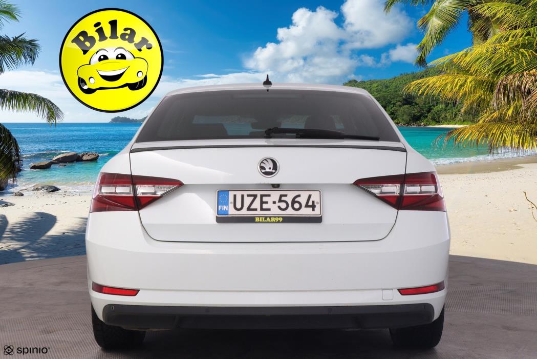 SKODA Superb 2016