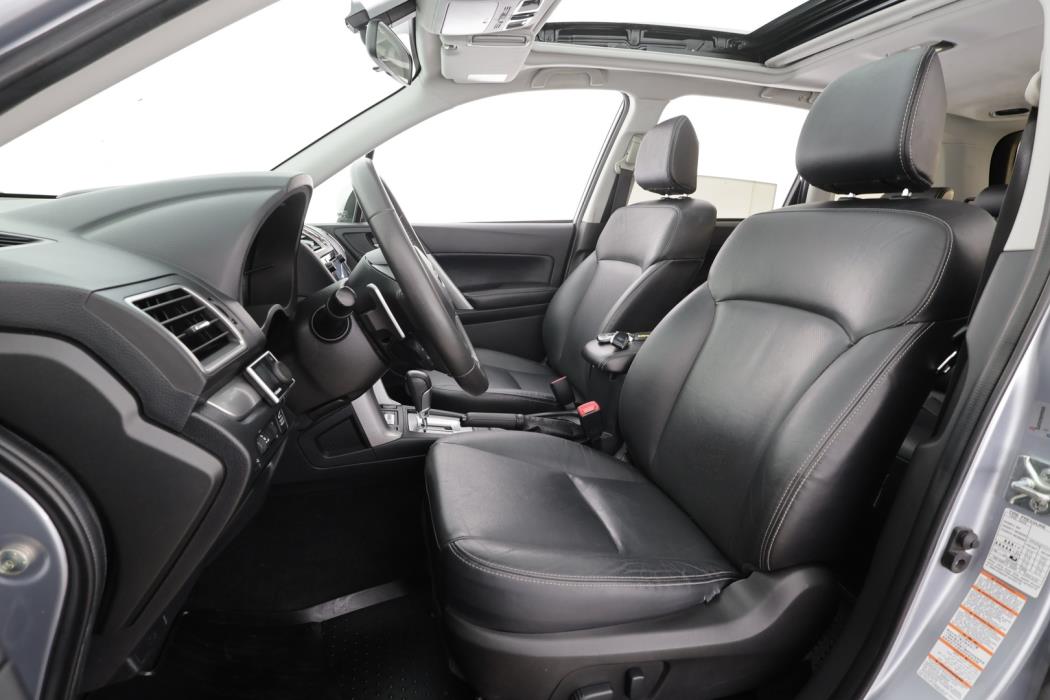 SUBARU Forester 2015