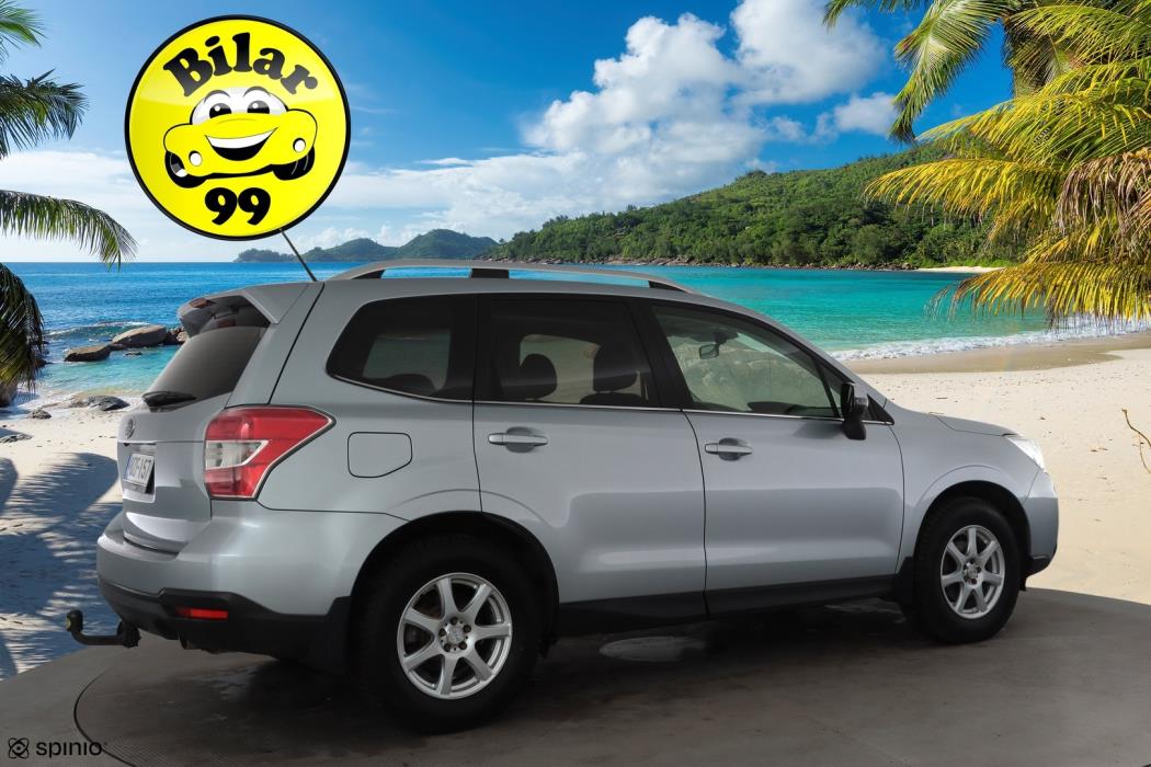 SUBARU Forester 2015