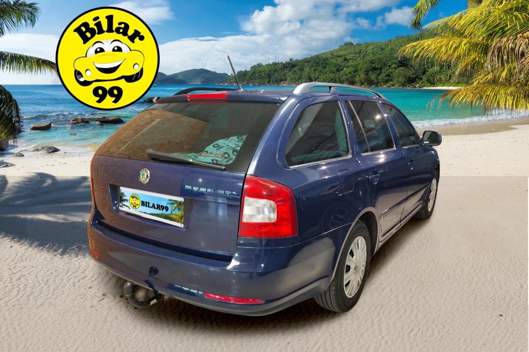 SKODA Octavia 2012