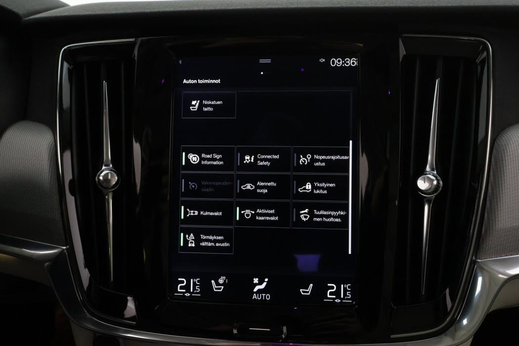 VOLVO V90 Cross Country 2017