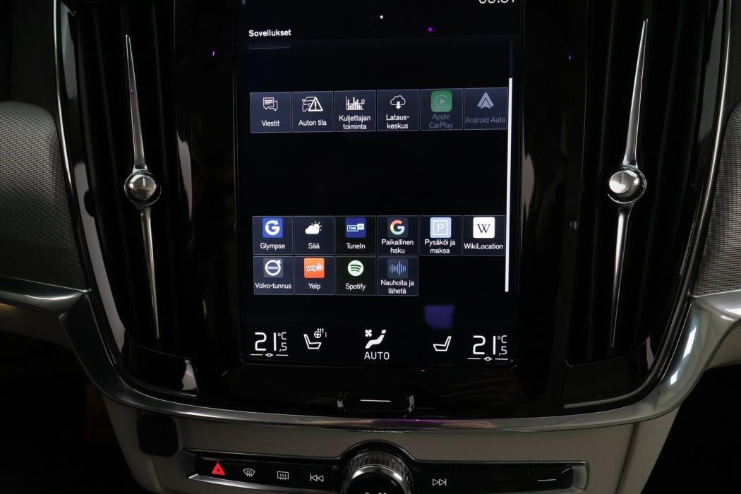 VOLVO V90 Cross Country 2017