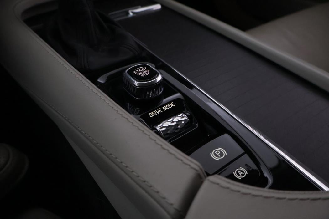 VOLVO V90 Cross Country 2018