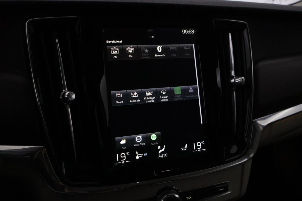 VOLVO V90 Cross Country 2018