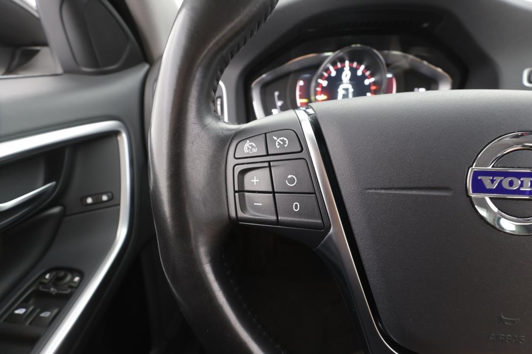 VOLVO S60 2018