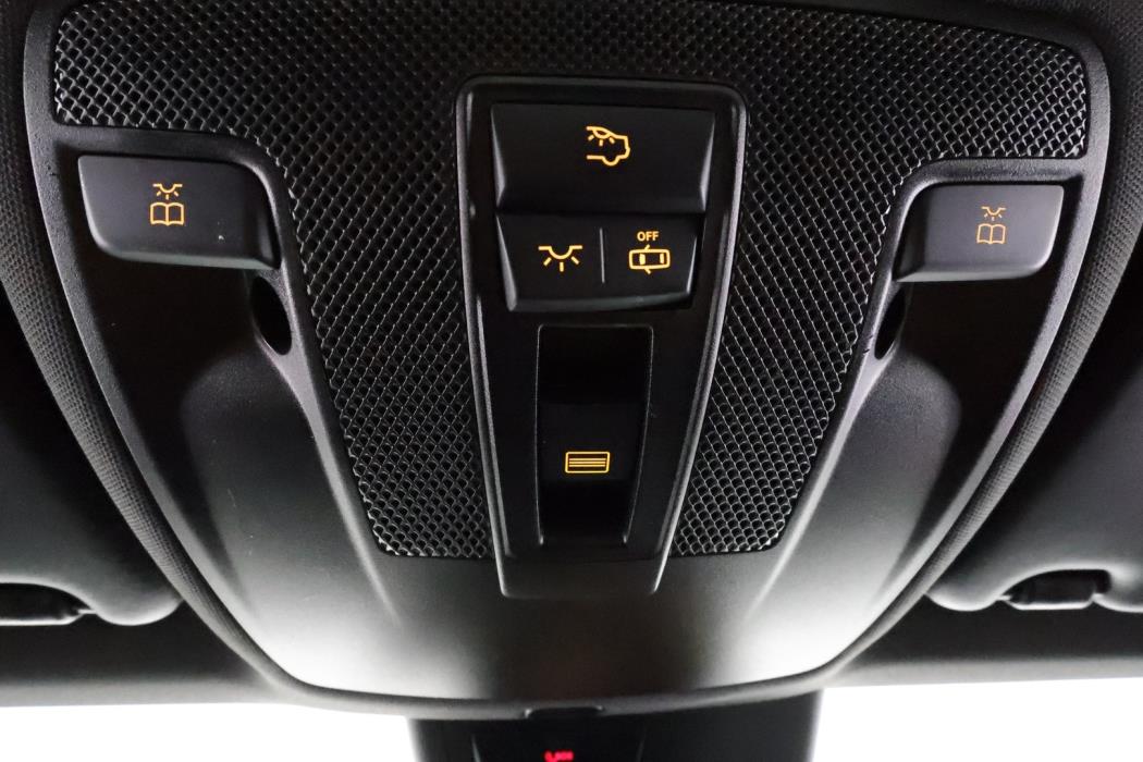 MERCEDES-BENZ CLA 2017