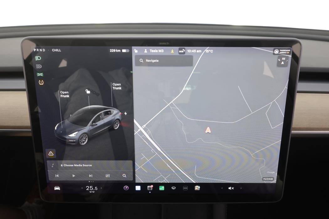 TESLA Model 3 2021
