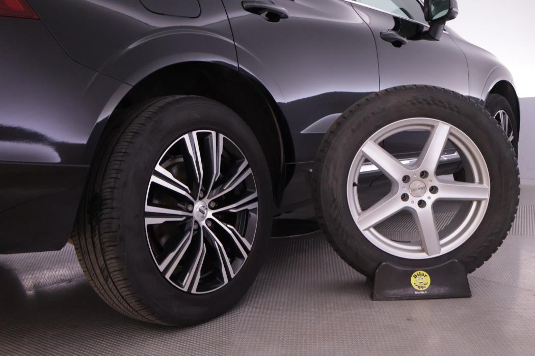 VOLVO XC60 2022