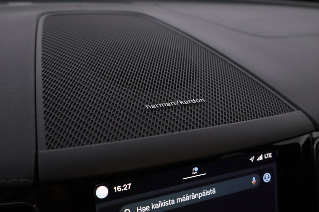 VOLVO XC60 2022