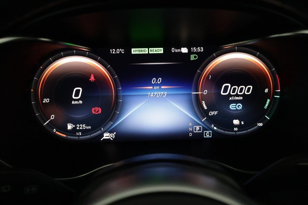 MERCEDES-BENZ C 2020