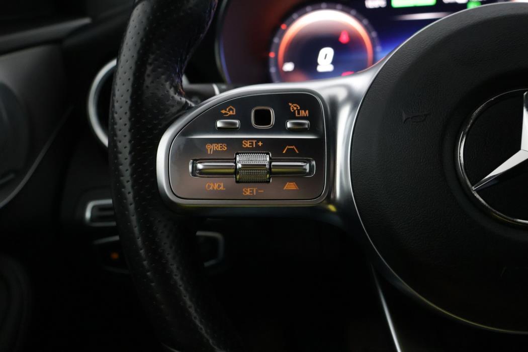 MERCEDES-BENZ C 2020