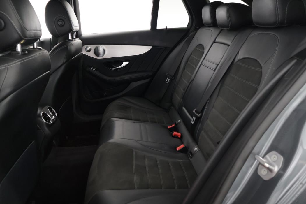 MERCEDES-BENZ C 2020