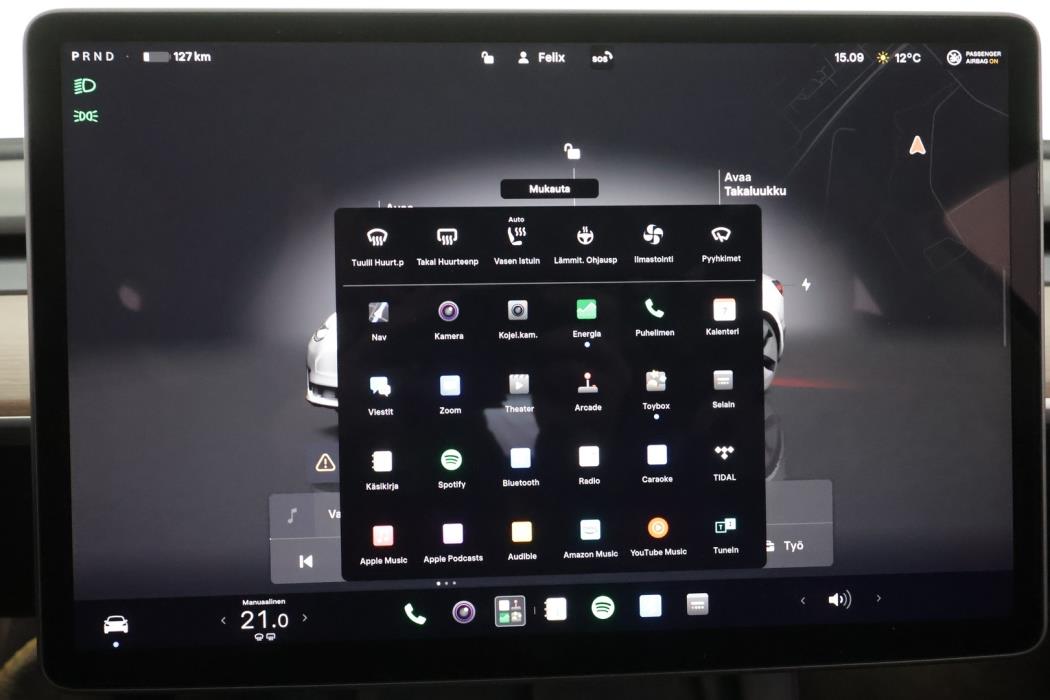 TESLA Model 3 2023