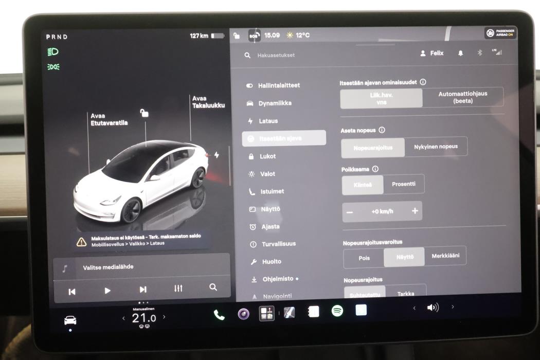 TESLA Model 3 2023