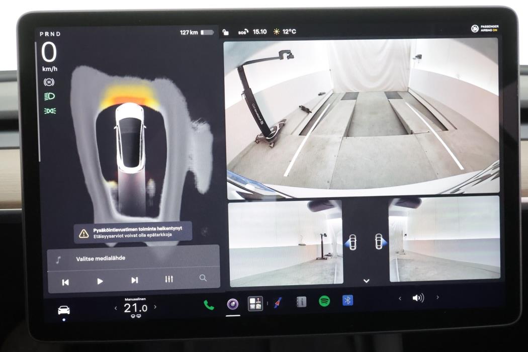 TESLA Model 3 2023