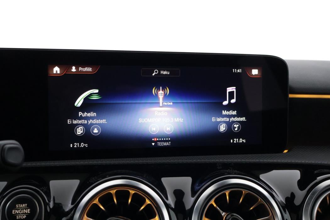 MERCEDES-BENZ A 2023
