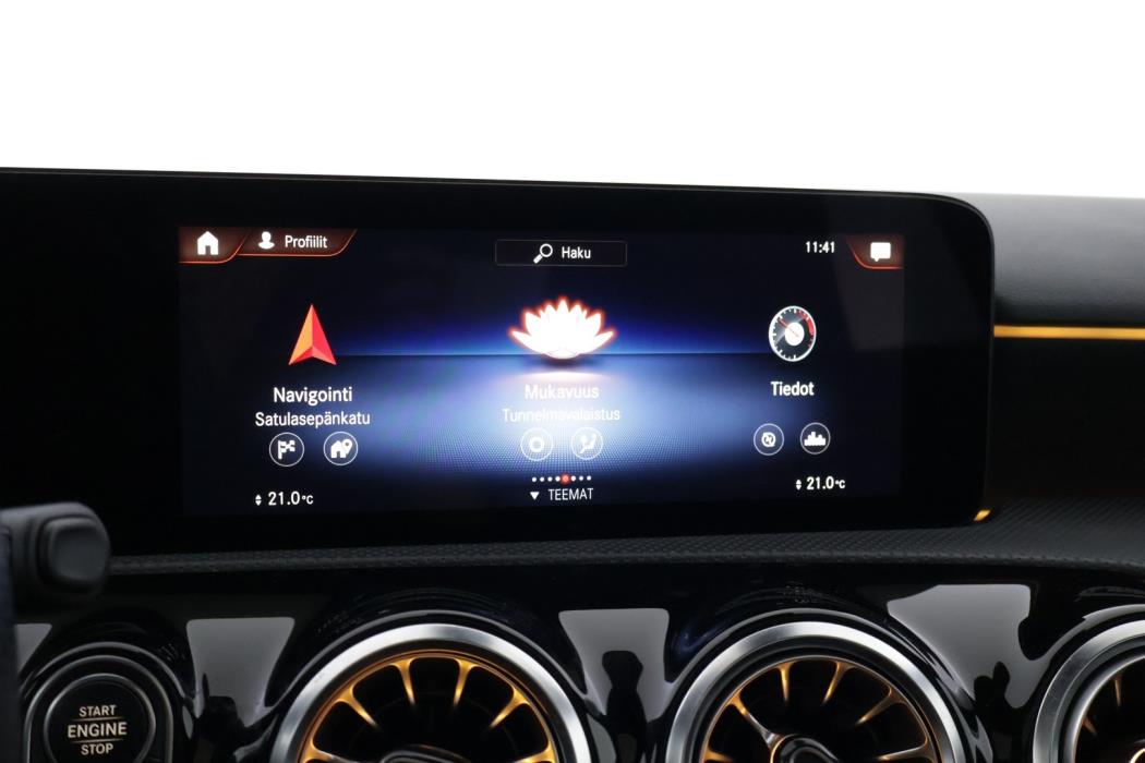 MERCEDES-BENZ A 2023