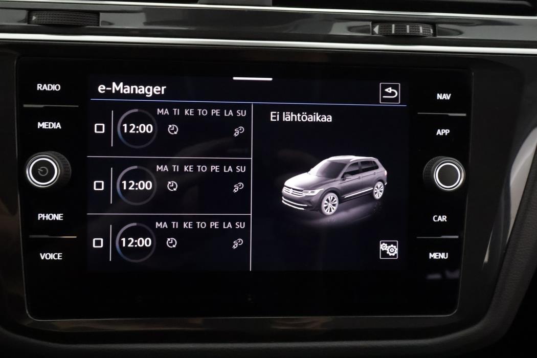 VOLKSWAGEN Tiguan 2024