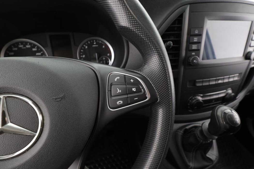 MERCEDES-BENZ Vito 2022