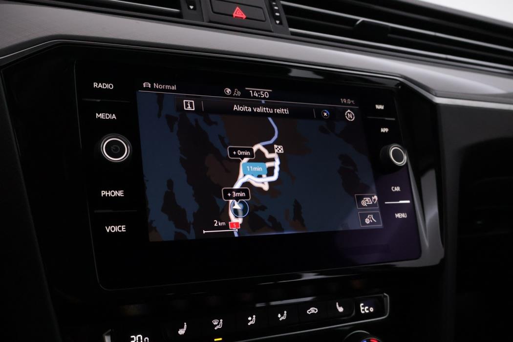 VOLKSWAGEN PASSAT 2020