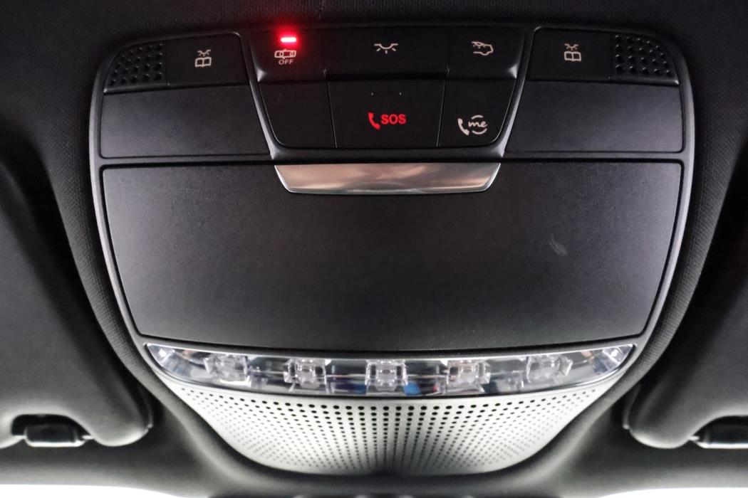 MERCEDES-BENZ EQC 2021
