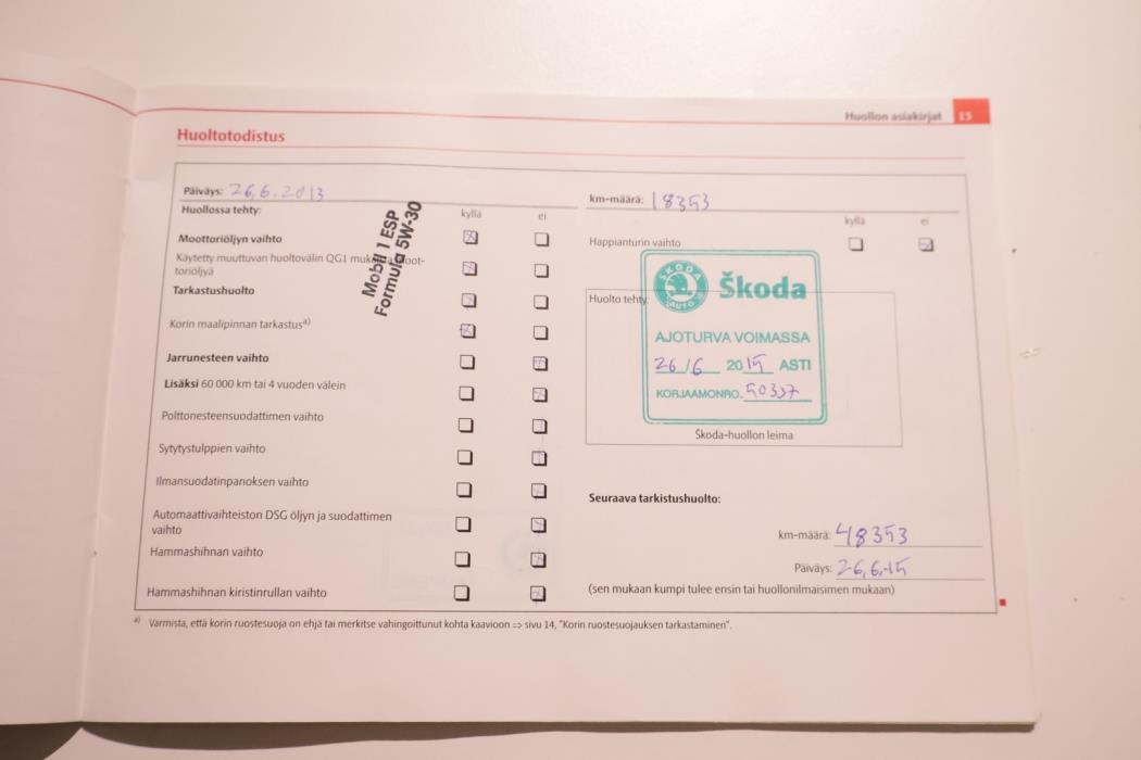 SKODA Superb 2011