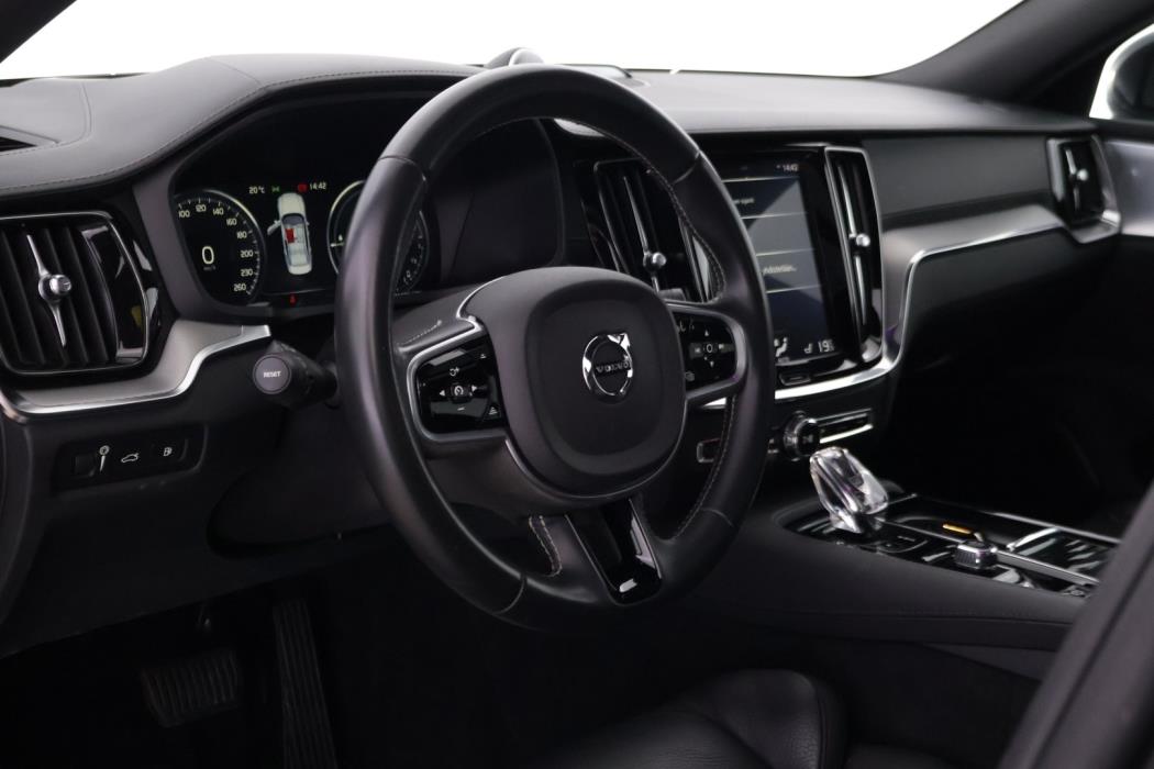VOLVO S60 2020