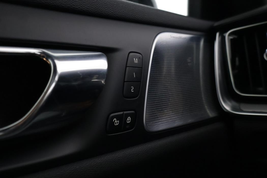 VOLVO S60 2020