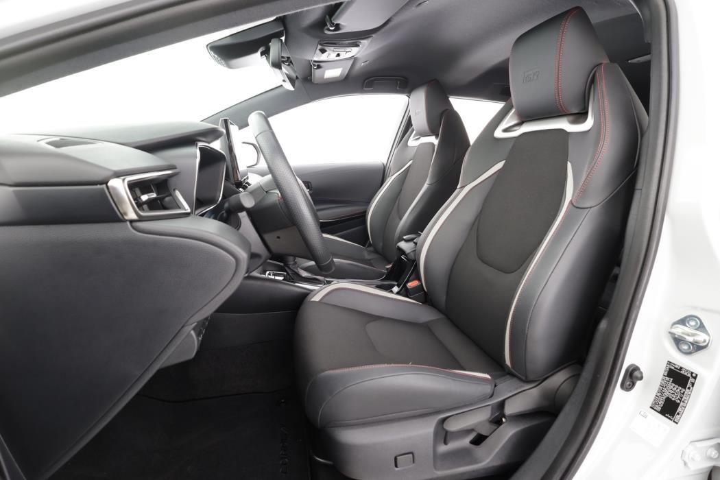 TOYOTA Corolla 2024