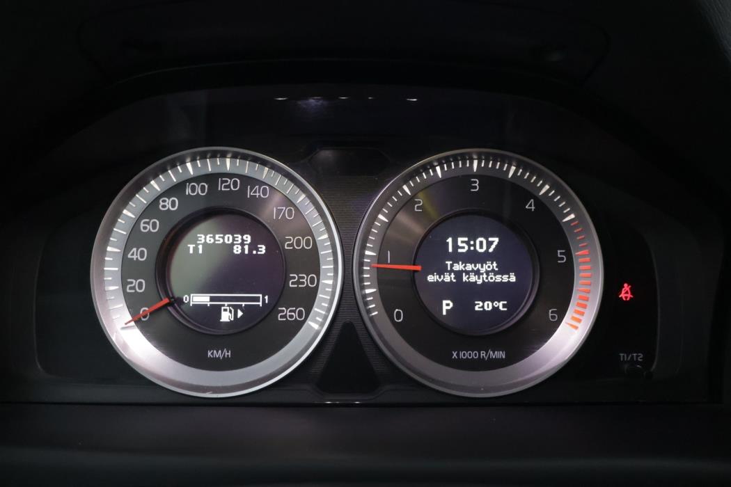 VOLVO V70 2012