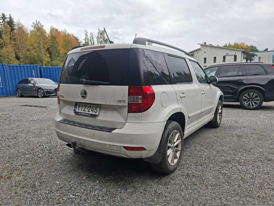 SKODA Yeti 2016
