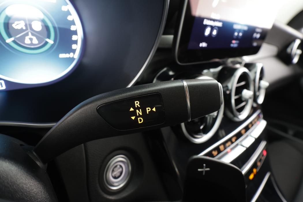 MERCEDES-BENZ GLC 2020
