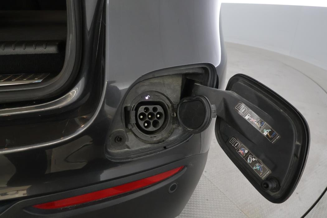 MERCEDES-BENZ GLC 2020