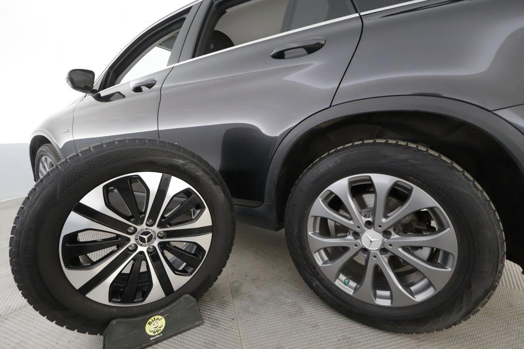 MERCEDES-BENZ GLC 2020