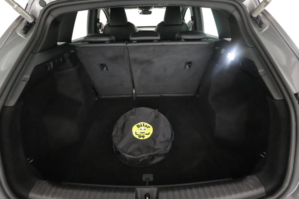 AUDI Q4 e-tron 2022