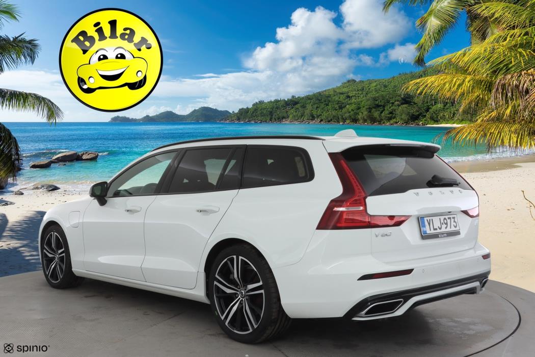 VOLVO V60 2022