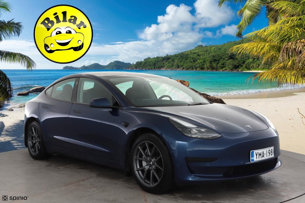 TESLA Model 3 2022