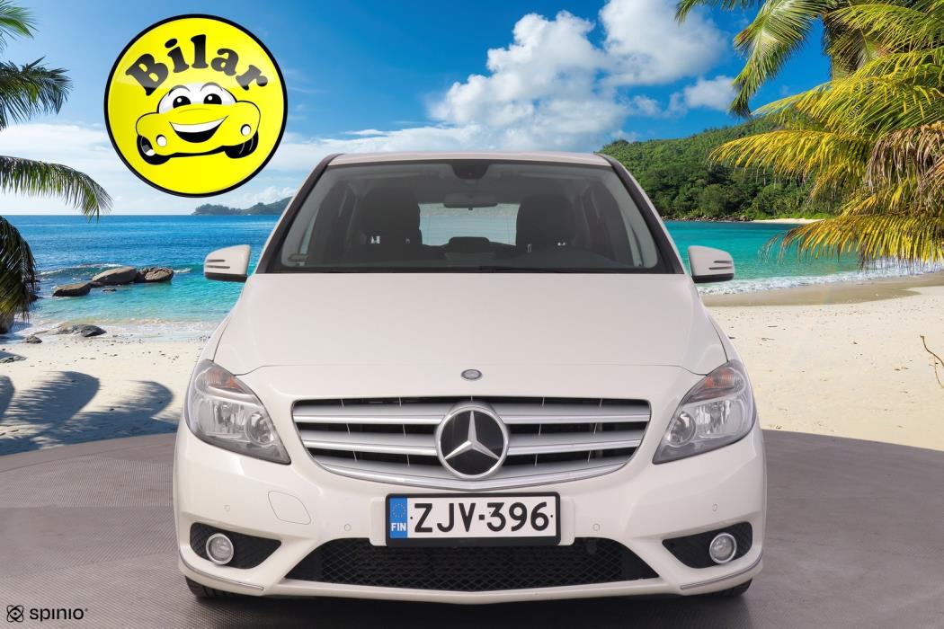 MERCEDES-BENZ B 2013